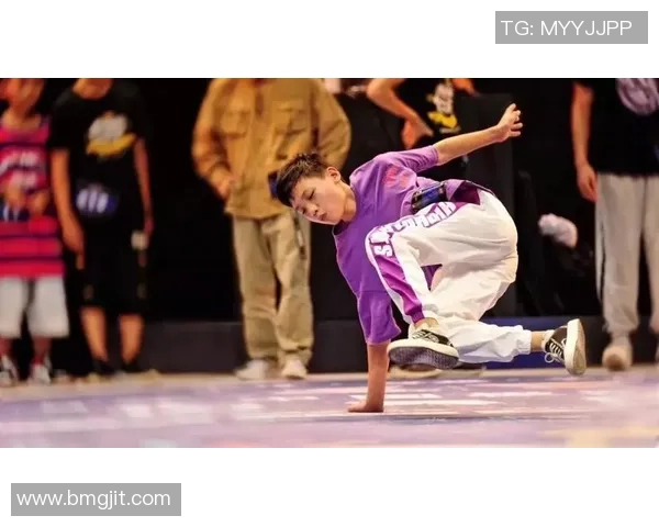 全国街舞大赛聚焦成都极限运动队的拼搏历程与精彩瞬间